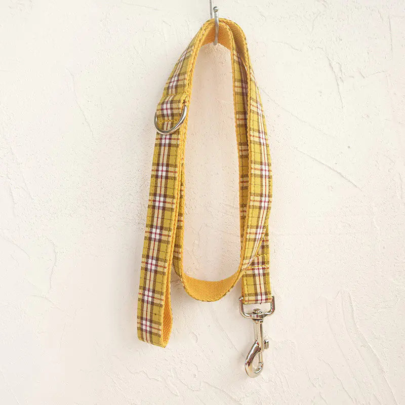 Collar con Moño y Correa MUTTCO para Mascotas en AMARILLOS.